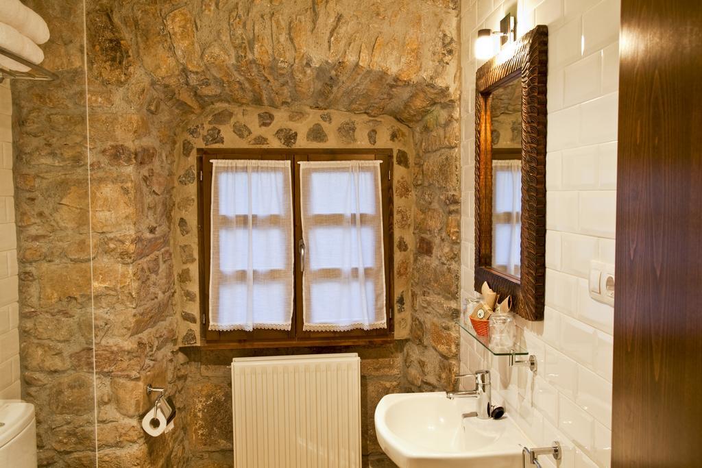 Hotel Casona Cuervo San Tirso de Candamo Exterior foto